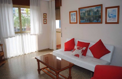 Cadiz House | Apartment with 4 bedrooms and 2 bathrooms a few meters from the beach. All exterior
