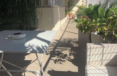 Giralda Sur Apartment | Apartment with large garden terrace near the center