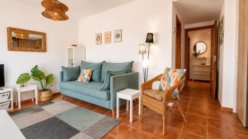 Turre Apartment | Apartment with rooftop pool - near Mojácar Playa
