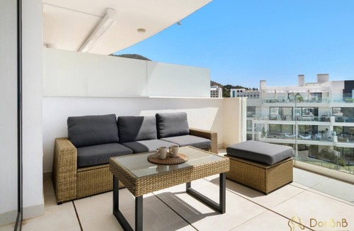 Fuengirola Apartment | Apartment with sea view in Higuerón West