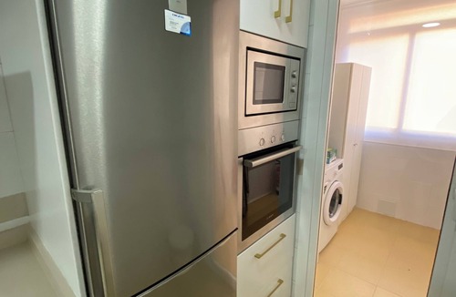 Camas Apartment | Apartment with swimming pool, free parking and air conditioning 10 min from Seville