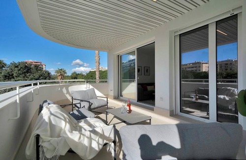 Torre del Mar Apartment | Apartment with terrace, parking, pool and A C - Horus 1