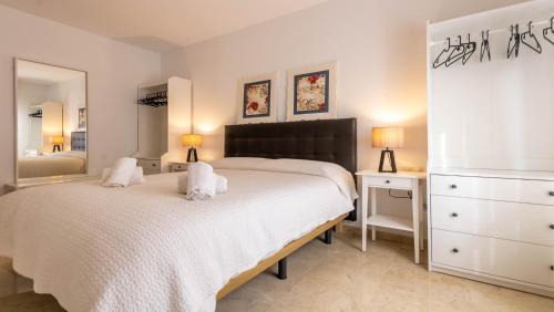 Ciudad Jardin Apartment | Apartments in Córdoba, Spain
