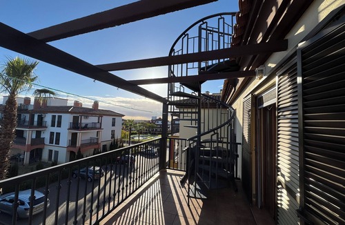 Costa Esuri Apartment | Appart south spain Portugal Algarve with roof top pool 10 min from beaches.