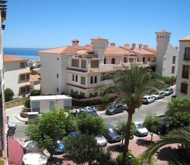 Castillo de Sabinillas Apartment | Appartement lumineux 6p sur Golf de la Duquesa Costa del Sol