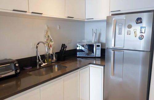 Aparecida Apartment | Apto confortável com linda vista frente para o mar