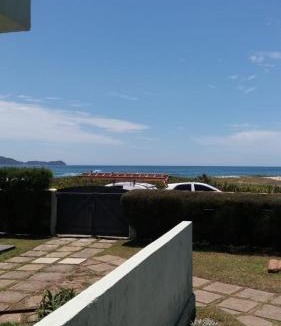Foguete Apartment | Apto Pé na Areia - Wi-Fi Gratuito - Tranquilidade à beira mar