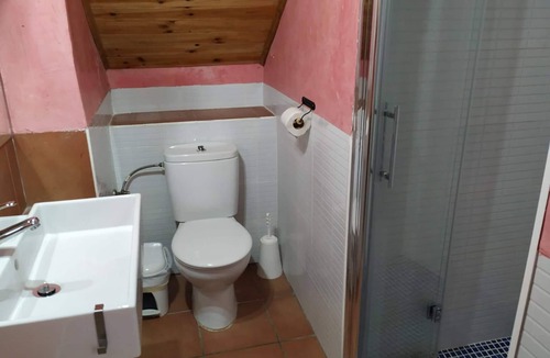 El Bosque House | AR Manantial de los Cañitos: Annex apartments w/own entrance, kitchen, bathroom
