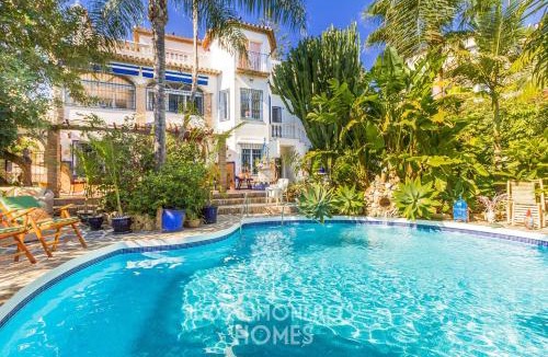 New Golden Mile Villa | ARCADIA - AVENIDA 28 De LAS ADELFAS 29680 ESTEPONA, MALAGA