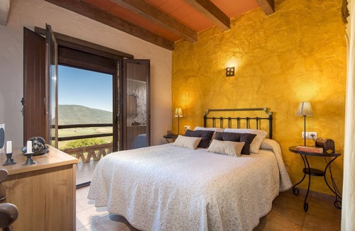 El Gastor Villa | Arenosa - Two Bedroom Villa, Sleeps 4