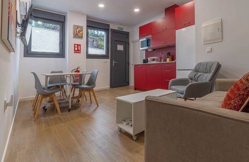 Merida Old Town Apartment | Ares III 15 min Teatro Romano, Cuna y Pet Friendly