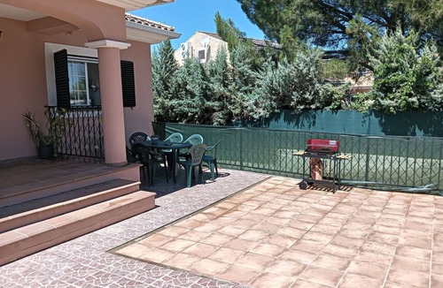Badajoz Ski Chalet | Aribela Luxury villa