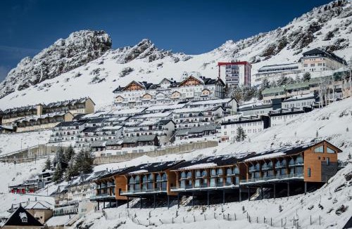 Pradollano Apartment | Arttysur Lux - Best 4 BDRM Villas in Sierra Nevada