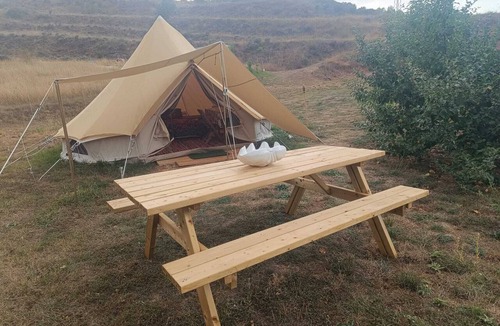 Villagalijo RV Rental | Astial Ezquerra Experience – Nature with Charm