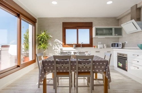 Cadiz Apartment | Atico FULL Balcony by Cadiz4Rentals