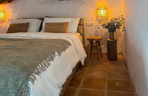Iznajar Other | Authentic Andalusian Farmhouse for 6 Persons - In the Middle of Olive Groves