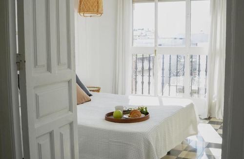 Historical Center Apartment | AvantiStays Alegría