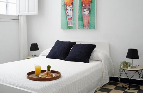 Historical Center Apartment | AvantiStays Alegría