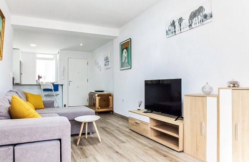 Cadiz Apartment | Awesome apartment in Cadiz with WiFi