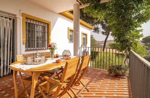Villanueva del Rio y Minas House | Awesome home in Villanueva del Rio y M