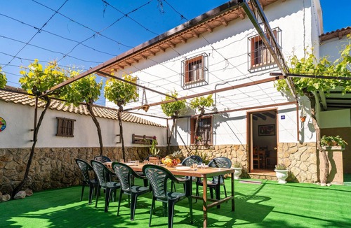 Castillo de Locubin House | Awesome home in Castillo de Locubin