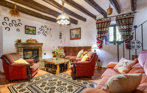 Castillo de Locubin House | Awesome Home In Castillo De Locubin