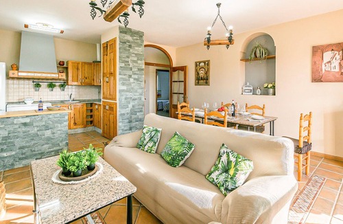 Villanueva del Rey House | Awesome home in Villanueva del Rey