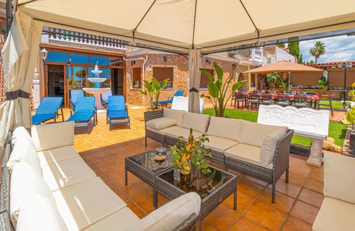 Benajarafe House | Awesome home in Benajarafe