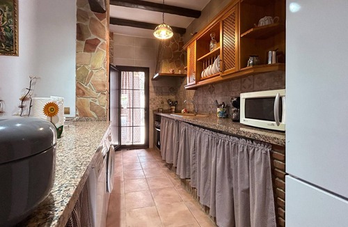 Alora House | Awesome home in El Chorro, Alora