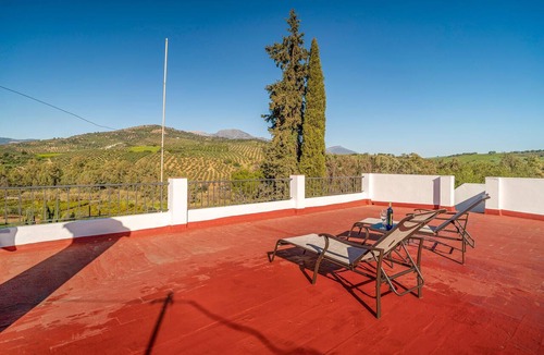 Guaro House | Awesome home in Guaro