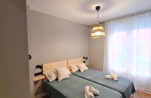 Uribarri Apartment | Ayuntamiento PARKING gratis. Auto check-in.