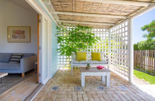 El Palmar Apartment | Azulita, Tranquil Garden Casita, Walk to Beach