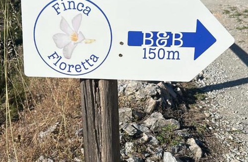 Canillas de Albaida Bed & Breakfast | B&B Finca Floretta