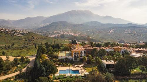 Vinuela Hotel | B bou Hotel La Viñuela & Spa