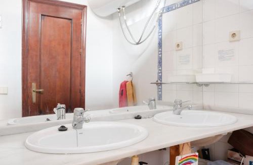 Centro Comercial Bahia Sur House | Bahía House Beach