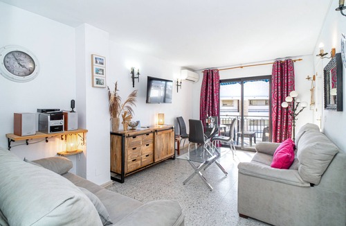 Nerja City Centre Apartment | Bahia 49 Apartments by Casasol