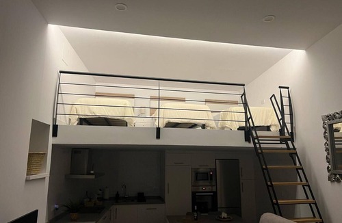 Sanlucar de Barrameda Apartment | 'Bajo De Guía' Apartment with Wi-Fi and Air Conditioning