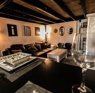 Leon XIII-Los Naranjos Apartment | Bajo el Sol de Sevilla