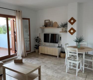 Poblado de Sancti Petri Apartment | BARROSA CON ENCANTO, AC - WIFI - PARKING, Parejas y familias