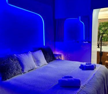 El Puerto de Santa Maria Apartment | BASTINAZO ALOHADREAM - EXCLUSIVO - Design Suite Luxury Love and Spa - Jacuzzi y Sauna Privados