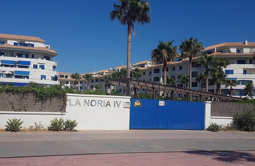 San Luis de Sabinillas Apartment | Beachfront apartment in Sabinillas, Manilva