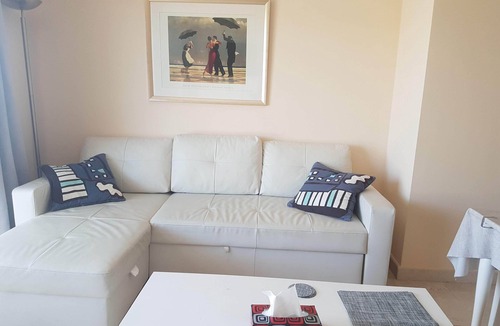 San Luis de Sabinillas Apartment | Beachfront apartment in Sabinillas, Manilva