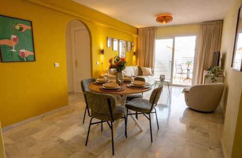 Puerto de la Duquesa Apartment | Beachfront Apartment with Rooftop Terrace - Manilva - La Duquesa