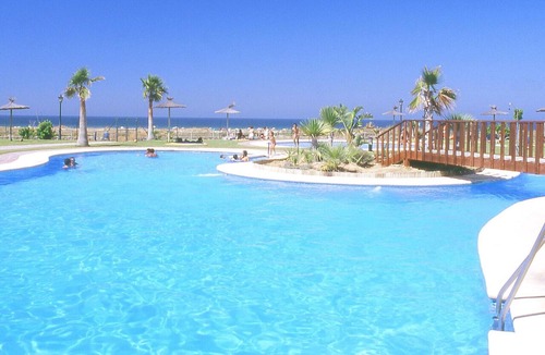 Atlanterra Apartment | Beachfront Apartments with Pools, Gardens & Parking in Puerto Zahara