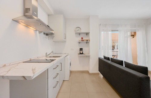 Historic Center of Estepona Apartment | 'Beachfront Estepona Center' Apartment with Sea Views, Wi-Fi, and Air Conditioning