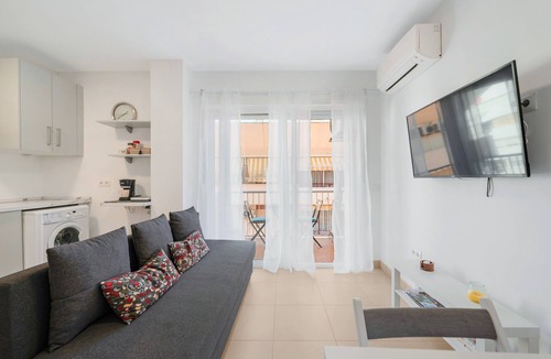 Historic Center of Estepona Apartment | 'Beachfront Estepona Center' Apartment with Sea Views, Wi-Fi, and Air Conditioning