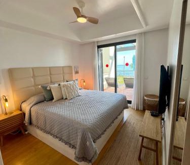 Casares del Mar Apartment | BEACHFRONT Premium Casares del Mar