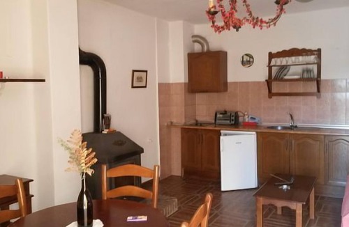 Busquistar Cottage | Beautiful apartment in Alpujarra Granada 5 minutes from Trevelez