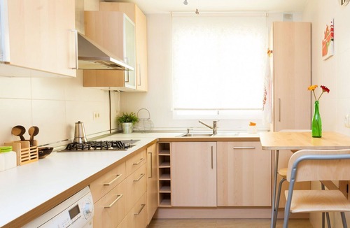 Torre de Benagalbon Apartment | Beautiful apartment for 5 guests with WIFI, A/C, TV and terrace