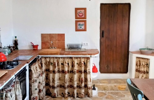 Montefrio House | Beautiful Farmhouse, Private Pool, Stunning Views Free Wifi, Historic Montefrio